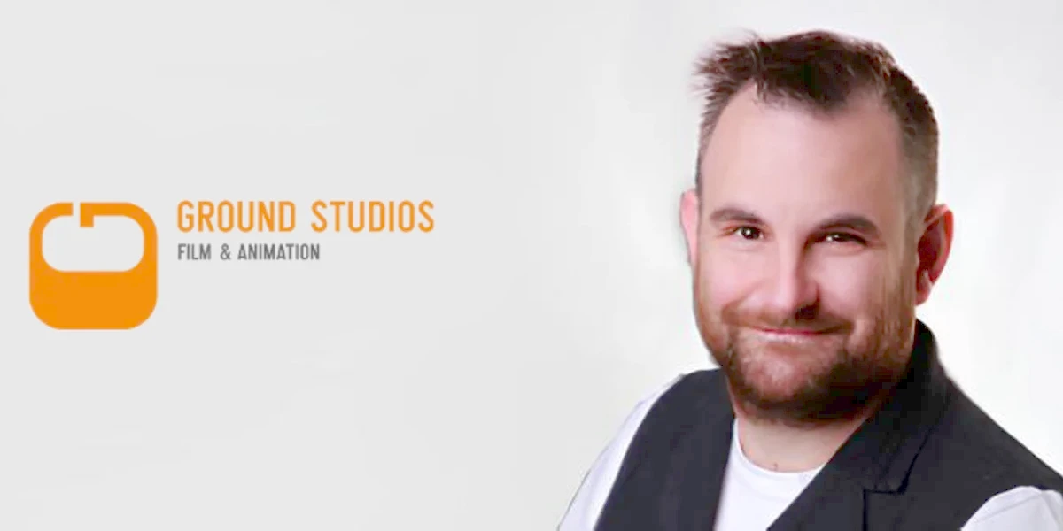 Porträt von Alexander Samouridis mit Logo von Ground Studios.